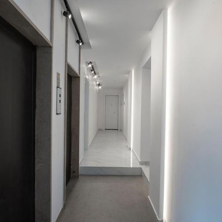 Ιωκα Suites / The Urbitality Project Thessaloniki Buitenkant foto