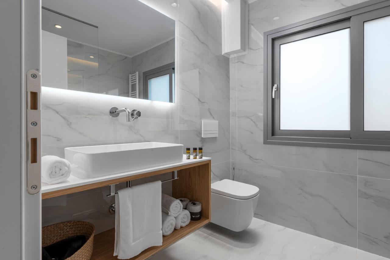 Ιωκα Suites / The Urbitality Project Thessaloniki Buitenkant foto