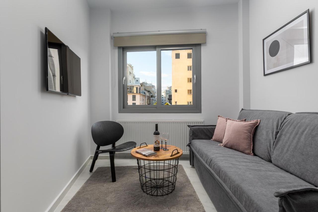 Ιωκα Suites / The Urbitality Project Thessaloniki Buitenkant foto