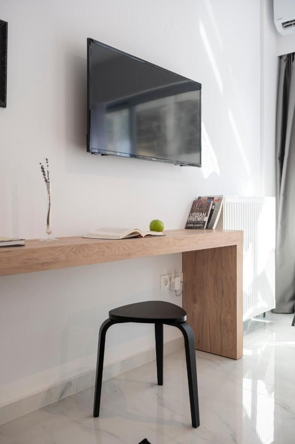 Ιωκα Suites / The Urbitality Project Thessaloniki Buitenkant foto