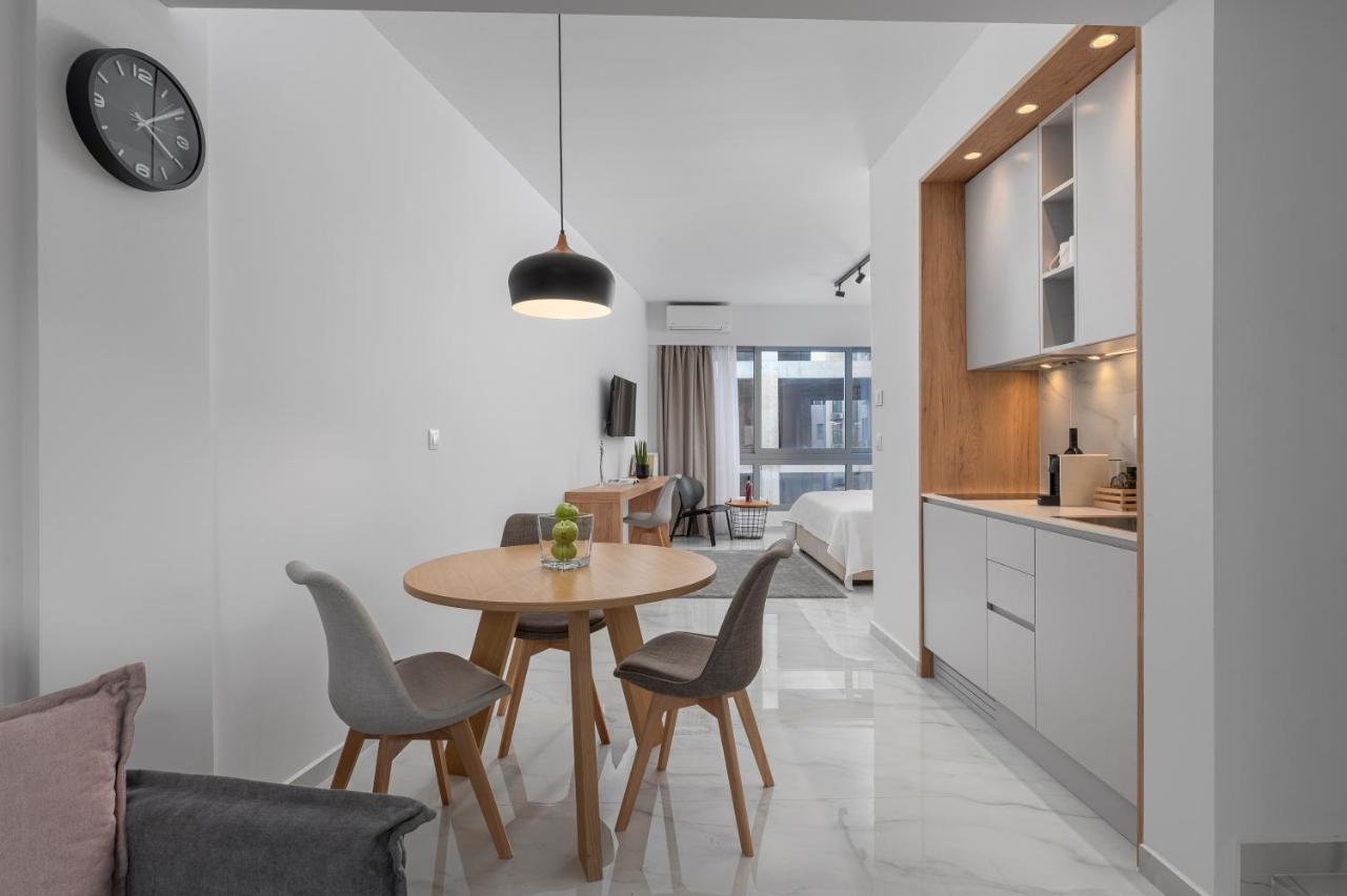Ιωκα Suites / The Urbitality Project Thessaloniki Buitenkant foto