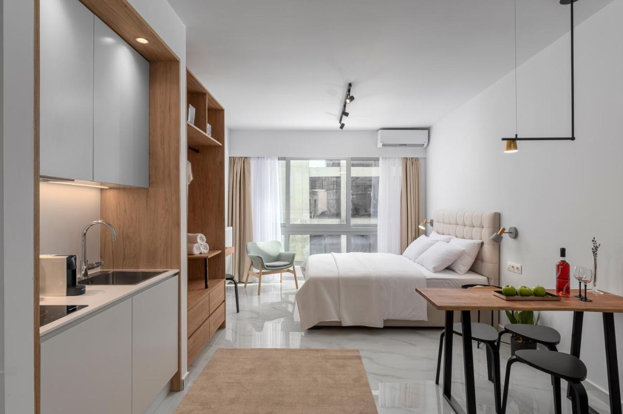Ιωκα Suites / The Urbitality Project Thessaloniki Buitenkant foto