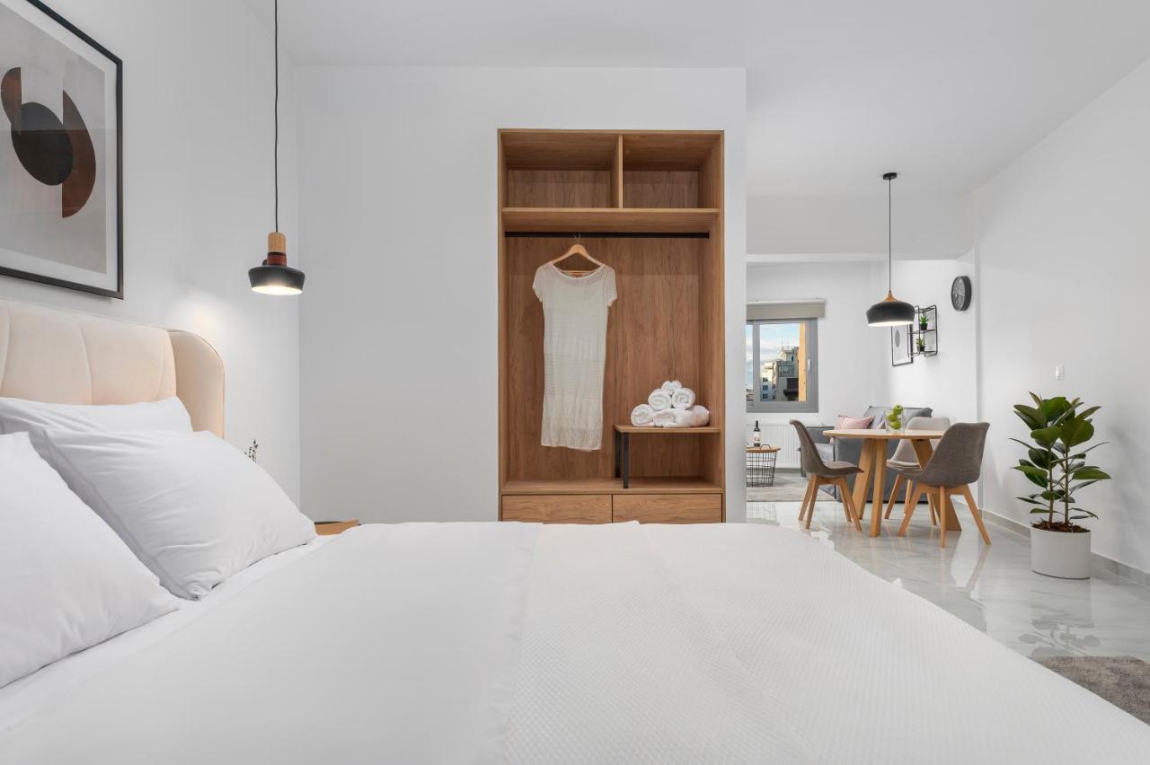Ιωκα Suites / The Urbitality Project Thessaloniki Buitenkant foto